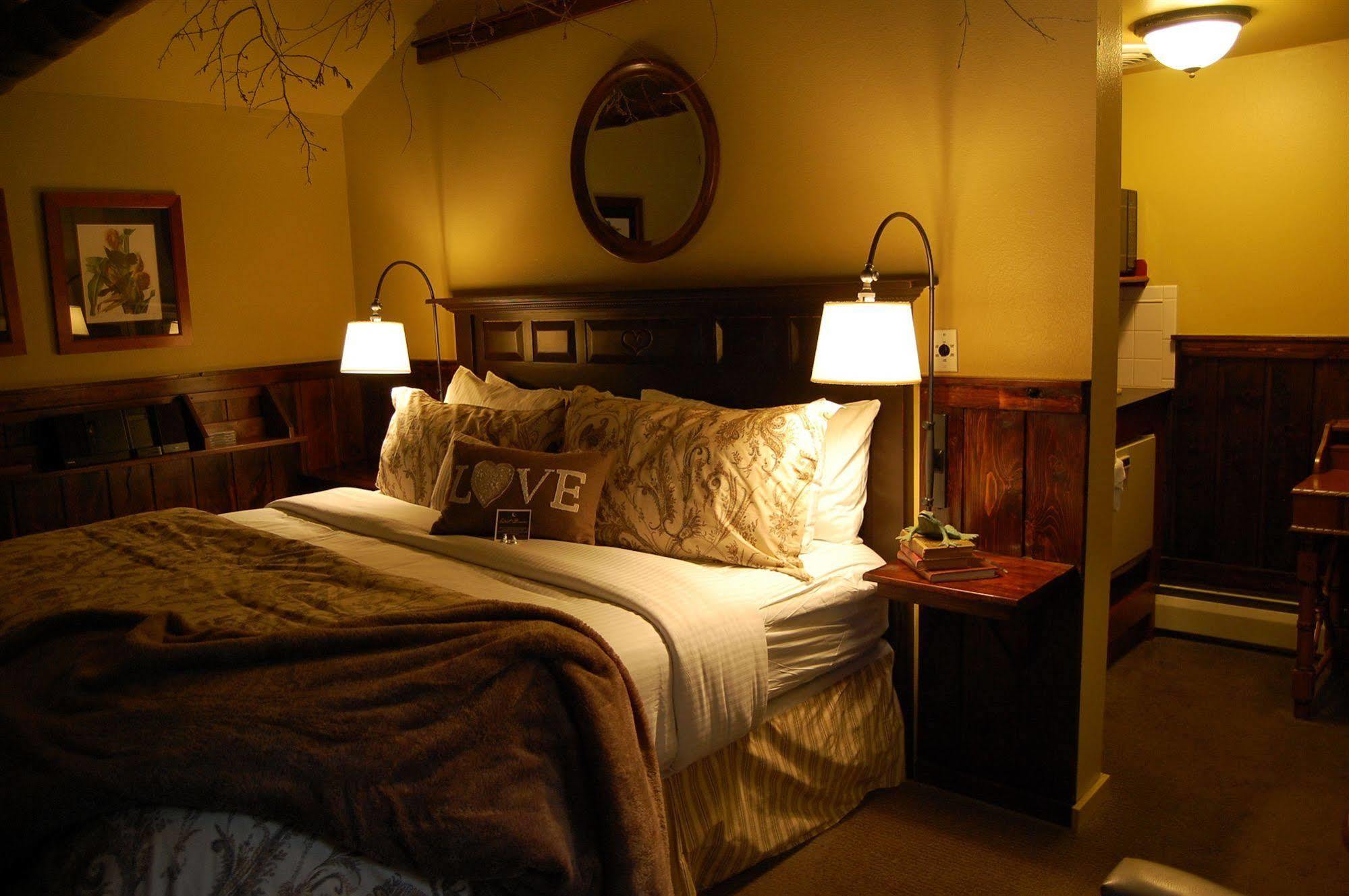 Highland Haven Creekside Inn Evergreen Zewnętrze zdjęcie